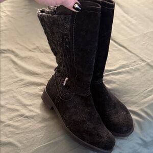 Muk Luks Women's Black Winter Boots